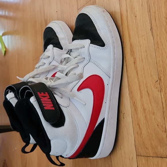 Nike Court Borough Mid 2, size 5Y, white/black/university red - Picture 6 of 16